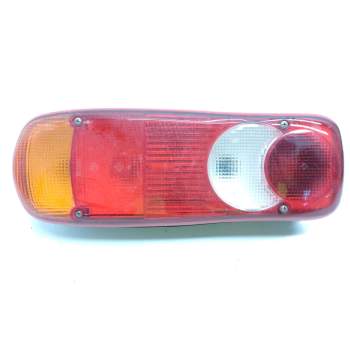 Recambio de piloto trasero derecho para nissan nt500 35.15 referencia OEM IAM 26550  