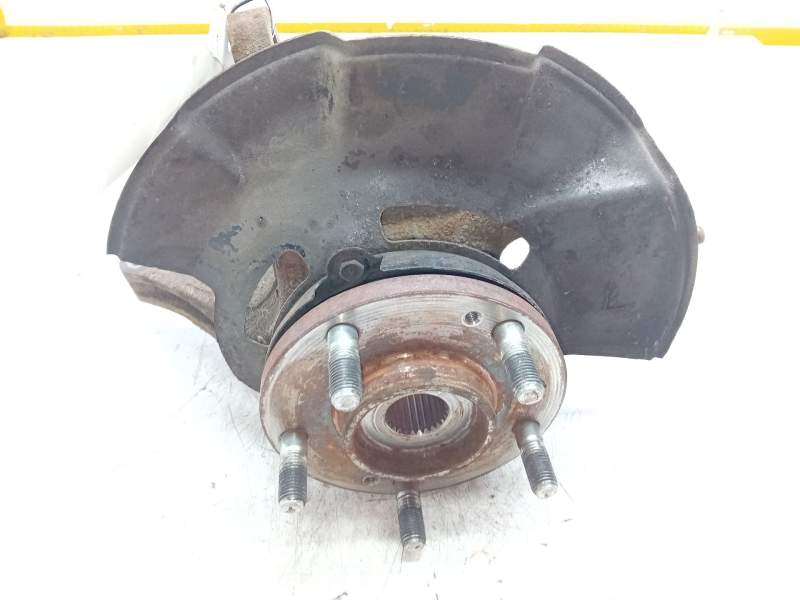 Recambio de mangueta delantera izquierda para hyundai tucson (jm) 2.0 referencia OEM IAM   