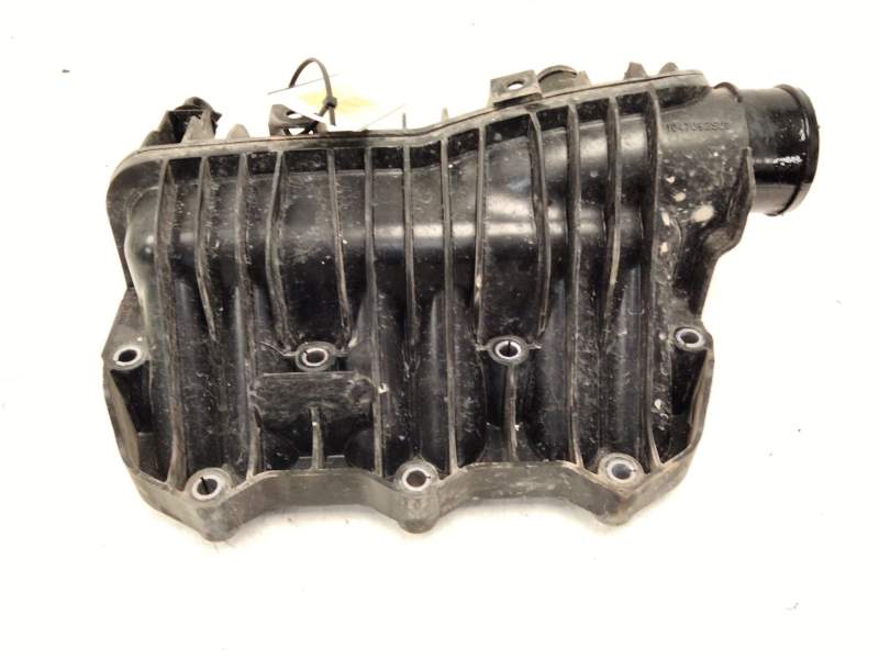 Recambio de colector admision para ford focus iii 1.0 ecoboost referencia OEM IAM 1047082S01  