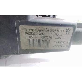 Recambio de faro derecho para peugeot 206 berlina gti referencia OEM IAM 9628666780  