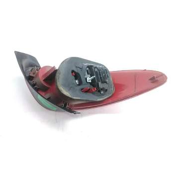 Recambio de piloto trasero derecho para peugeot 206 berlina gti referencia OEM IAM AXO D32563  