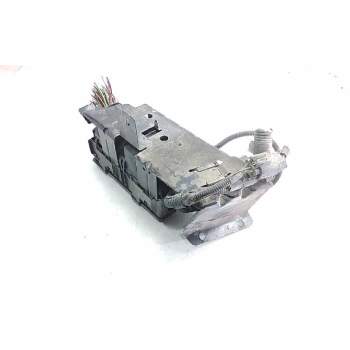 Recambio de caja fusibles para ford transit caja cerrada ´06 2.4 tdci cat referencia OEM IAM   
