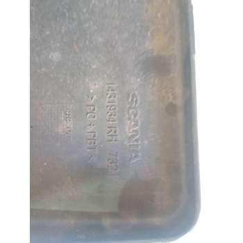 Recambio de guardabarro de cabina delantero dercho para scania r480 referencia OEM IAM 1431934RH7321  