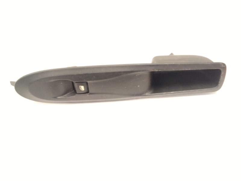 Recambio de mando elevalunas delantero derecho para citroën c4 aircross 1.6 hdi 115 referencia OEM IAM 96657926  