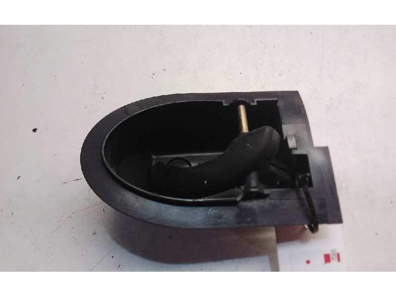 Recambio de maneta interior delantera derecha para ford fiesta berlina (dx) referencia OEM IAM 96FGA22600AE  