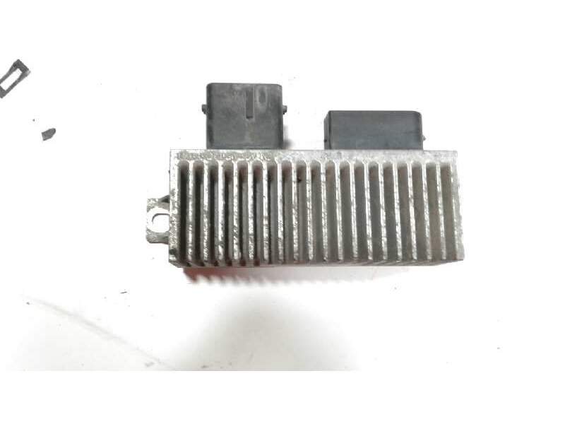 Recambio de caja reles para renault trafic combi (ab 4.01) 2.0 dci diesel fap cat referencia OEM IAM 8200558438A  