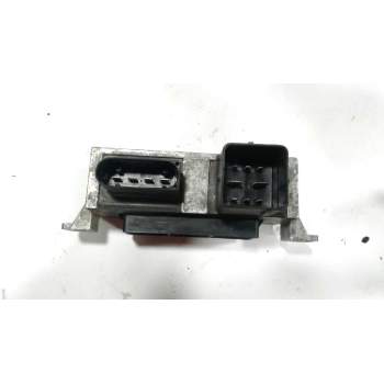 Recambio de caja reles para renault trafic combi (ab 4.01) 2.0 dci diesel fap cat referencia OEM IAM 8200558438A  
