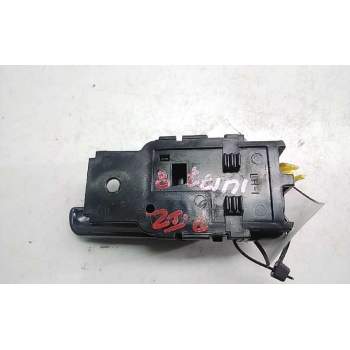 Recambio de maneta interior delantera izquierda para nissan terrano/terrano.ii (r20) elegance referencia OEM IAM 806710X001  