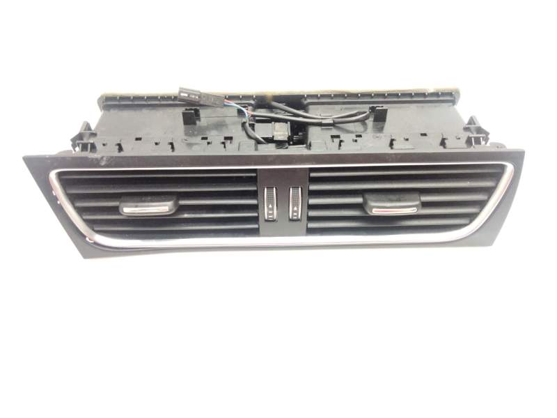 Recambio de aireador central para audi a5 sportback (8t) 2.0 16v tdi referencia OEM IAM 8T1820951E  