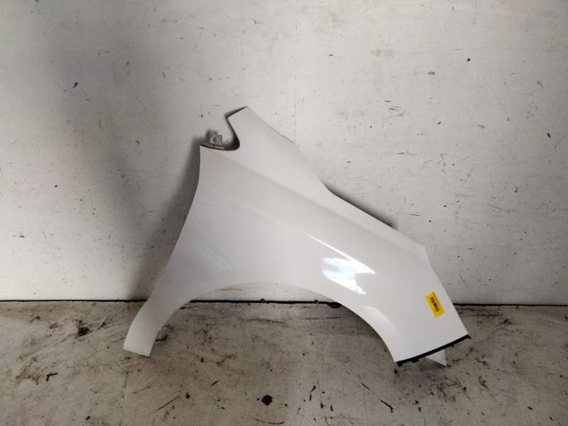 Recambio de aleta delantera derecha para citroën c4 aircross 1.6 hdi 115 referencia OEM IAM   