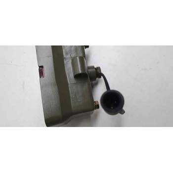 Recambio de faro antiniebla trasero derecho para nissan l-35 l-35.08 referencia OEM IAM 26555G974X 63940N 24V
