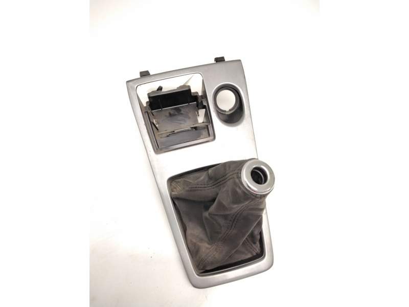 Recambio de guarnecidos palanca cambio para nissan primera (p11) 2.0 16v referencia OEM IAM 969352F910  