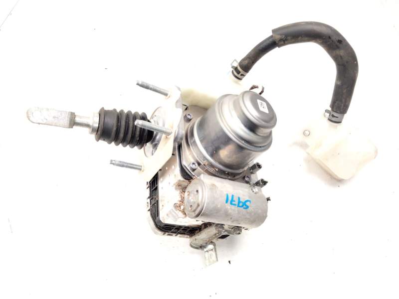 Recambio de abs para mazda cx-30 (dm, dt, ed) skyactiv-g m hybrid referencia OEM IAM DGJ6439A0  