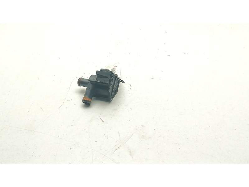 Recambio de bomba agua electrica para audi a4 b8 (8k2) 2.0 tfsi referencia OEM IAM 8K0965561A  