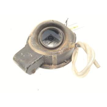 Recambio de tapa exterior combustible para volkswagen tiguan (5n2) t1 bluemotion referencia OEM IAM 5N0805857  