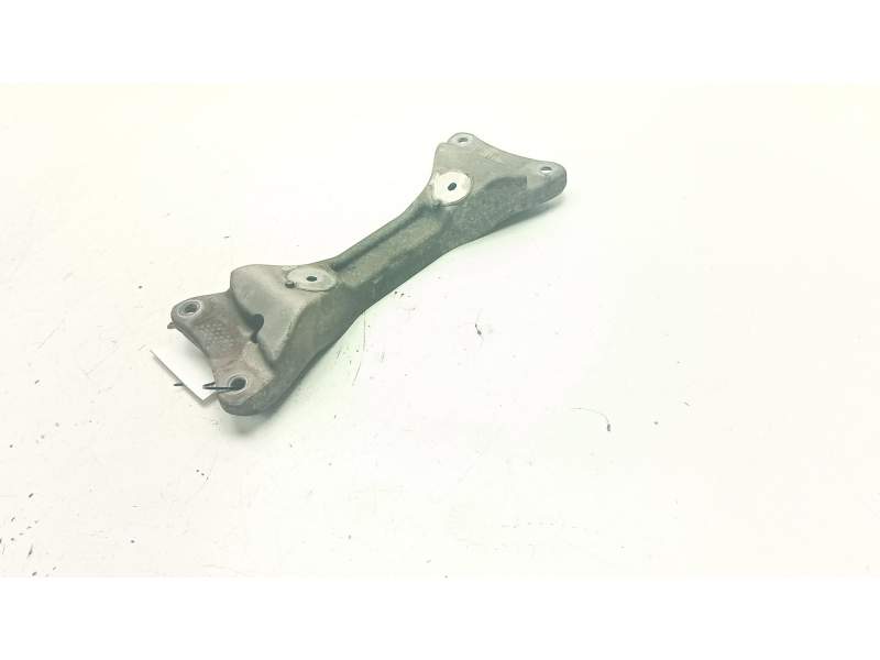 Recambio de soporte caja cambio para bmw 5 (e39) 525 td referencia OEM IAM 22316796607  