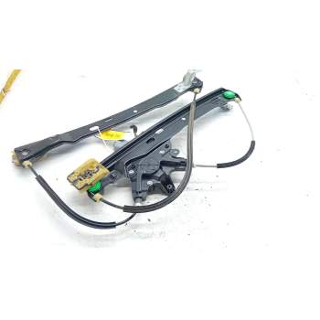 ELEVALUNAS DELANTERO DERECHO AM51U23200 