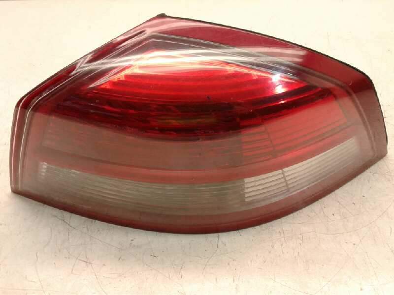 Recambio de piloto trasero derecho para renault vel satis (bj0) grand confort referencia OEM IAM 8200014360R VALEO DJ73 