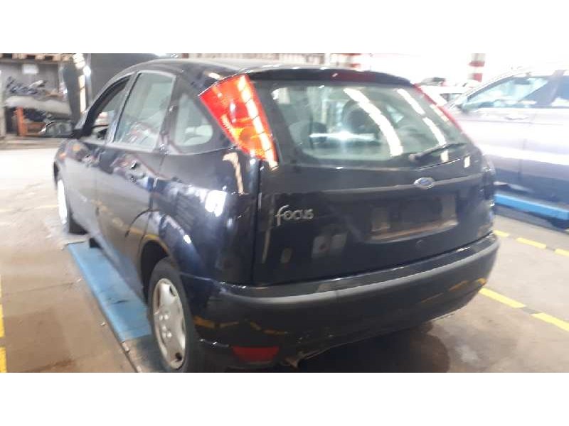 ford focus berlina (cak) del año 2004