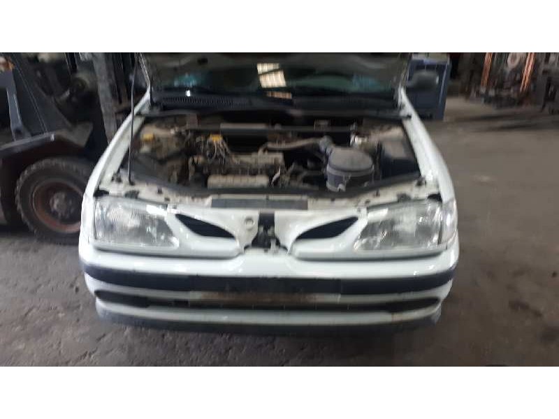 renault megane i berlina hatchback (ba0) del año 1999