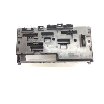 Recambio de caja reles para bmw 7 (f01, f02, f03, f04) 730 d referencia OEM IAM 915132002  
