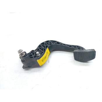 Recambio de pedal embrague para citroën c4 aircross 1.6 hdi 115 referencia OEM IAM 9676728880  