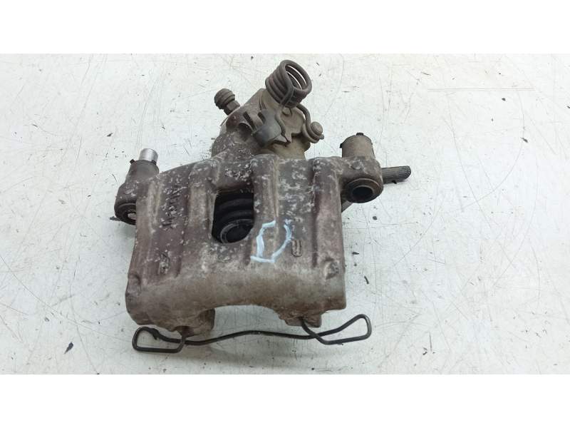 Recambio de pinza freno trasera derecha para ford c-max (ceu) titanium referencia OEM IAM 2210213  