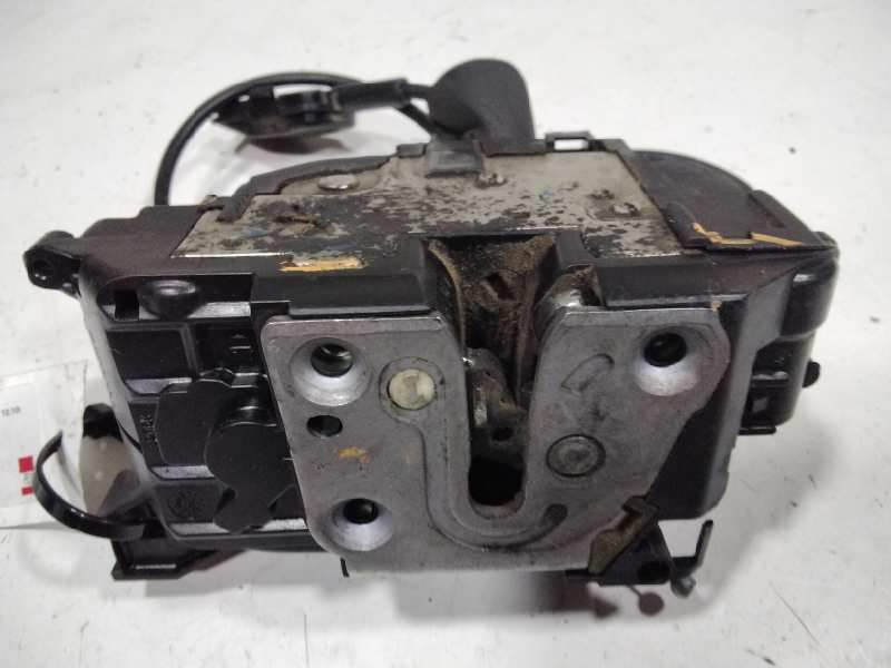 Recambio de cerradura puerta trasera derecha para renault megane iii berlina 5 p expression referencia OEM IAM 82502GG  