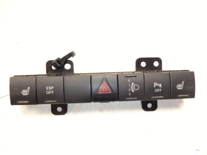 Recambio de warning para dodge nitro 2.8 crd referencia OEM IAM P04602565AG  