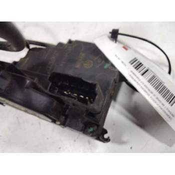 Recambio de cerradura puerta trasera izquierda para renault megane iii berlina 5 p expression referencia OEM IAM 24730UO  