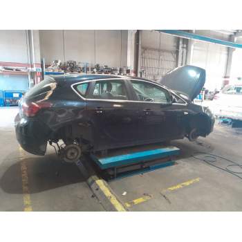 opel astra j (p10) del año 2011