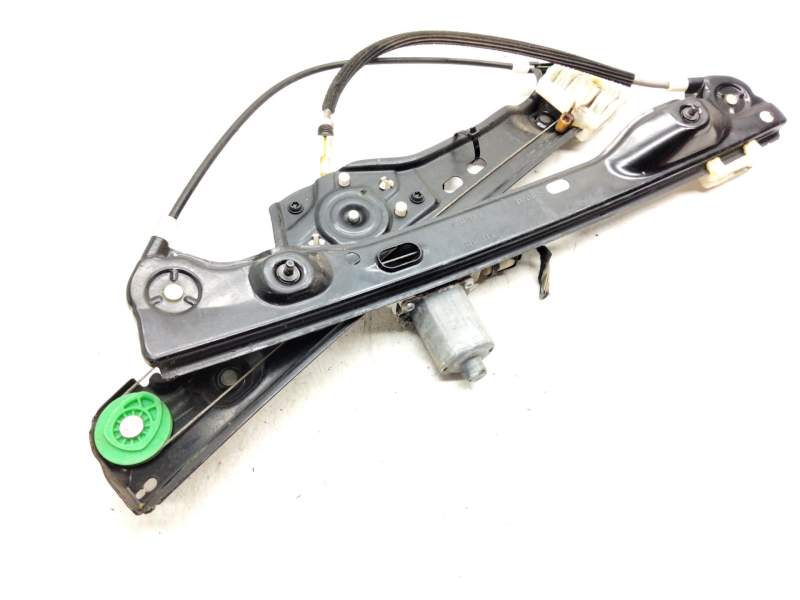 Recambio de elevalunas delantero derecho para bmw serie 3 berlina (e90) 320d referencia OEM IAM 7060266  
