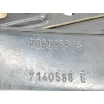 Recambio de elevalunas delantero derecho para bmw serie 3 berlina (e90) 320d referencia OEM IAM 7060266  