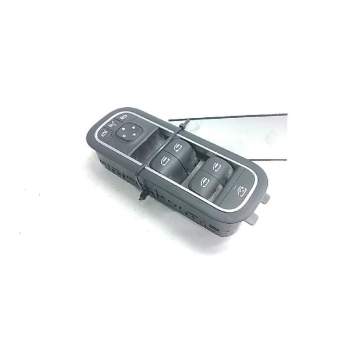 MANDO ELEVALUNAS DELANTERO IZQUIERDO A1679050101 A1777203302 194311884
