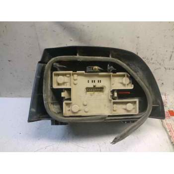 Recambio de piloto trasero derecho para renault clio i fase i+ii (b/c57) referencia OEM IAM 7700796118  