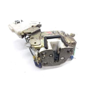 CERRADURA PUERTA DELANTERA DERECHA 8055261U01 