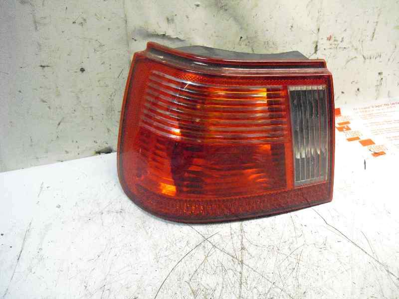 Recambio de piloto trasero izquierdo para seat ibiza (6k1) 1.4 16v referencia OEM IAM 6K6945111G 6K6945095J 