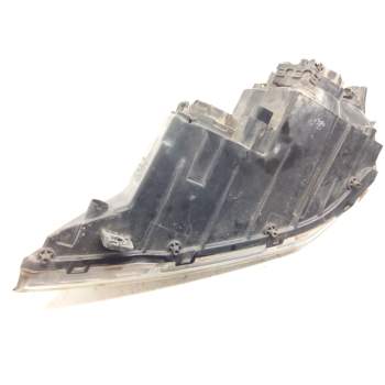 Recambio de faro derecho para ssangyong kyron 2.7 xdi 4x4 referencia OEM IAM   