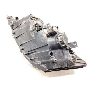 Recambio de faro derecho para ssangyong kyron 2.7 xdi 4x4 referencia OEM IAM   