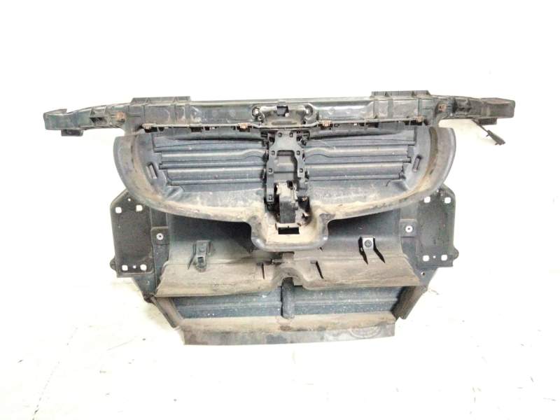 Recambio de panel frontal para bmw 1 (e87) 120 i referencia OEM IAM 51647193748  