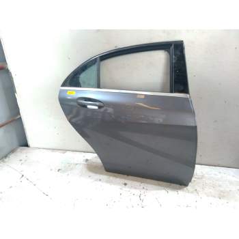 PUERTA TRASERA DERECHA A1767300205 