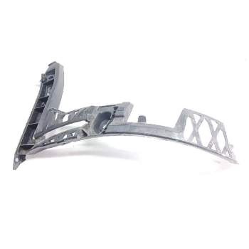 SOPORTE FARO IZQUIERDO A1778850700 