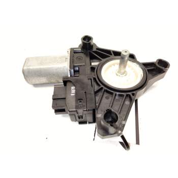 MOTOR ELEVALUNAS TRASERO IZQUIERDO A2469063100 