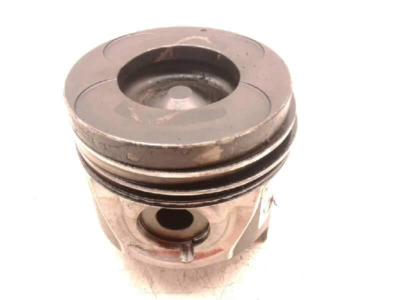 Recambio de piston para opel monterey ltd referencia OEM IAM 7691  
