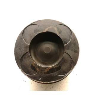 Recambio de piston para opel monterey ltd referencia OEM IAM 7681  