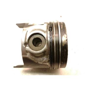 Recambio de piston para opel monterey ltd referencia OEM IAM 7681  