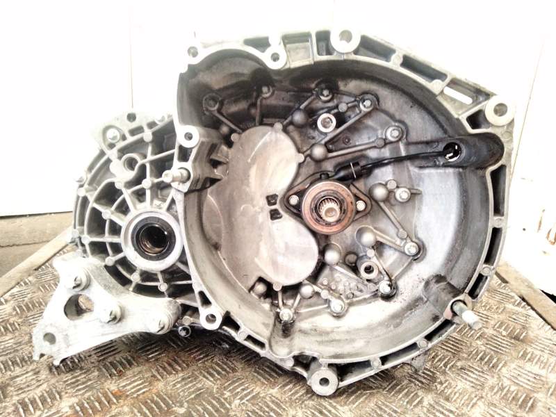 Recambio de caja cambios para alfa romeo 156 (116) 2.4 jtd distinctive referencia OEM IAM 55216183  