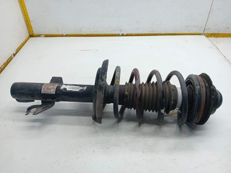 Recambio de amortiguador delantero derecho para alfa romeo giulietta (191) distinctive referencia OEM IAM 824903010556  