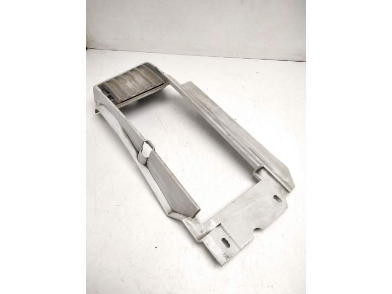 Recambio de cerquillo faro derecho para renault trafic furgoneta (t_, p_, v_) 2.5 d referencia OEM IAM 5000368208  