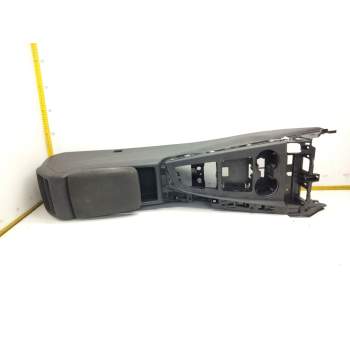 Recambio de reposabrazos para audi a4 berlina (8w2) 2.0 16v tdi referencia OEM IAM   